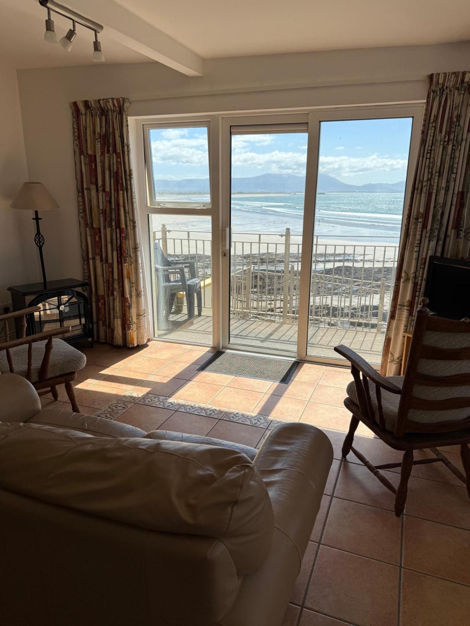 Oneills Apartments Ballyheigue Buitenkant foto